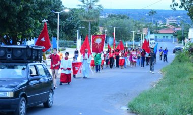 Tradições católica e popular se unem para as festas do Divino Espírito Santo