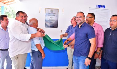126 anos: Prefeitura de Floriano entrega escola Novo Papa Pombo reformada
