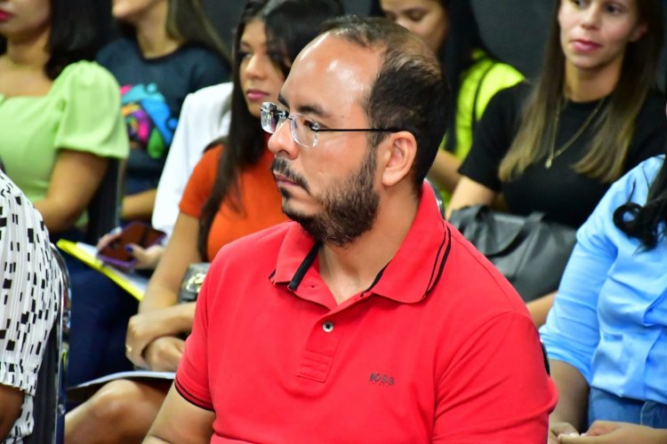 Floriano capacita mais de 10 municípios sobre Transtorno do Espectro Autista