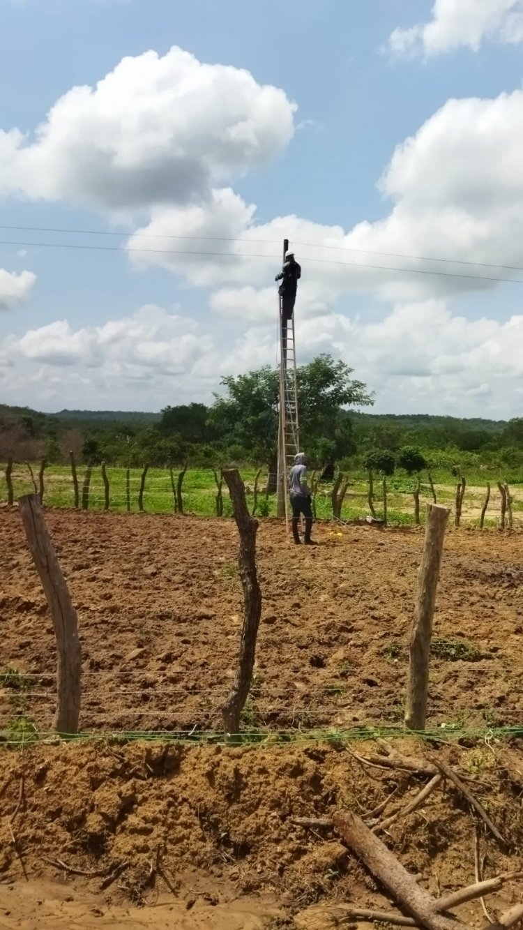 Infraestrutura intensifica serviços de Iluminação para atender as zonas urbana e rural de Floriano