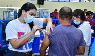 Mais de mil pessoas são imunizadas em mutirão de vacinação contra a gripe