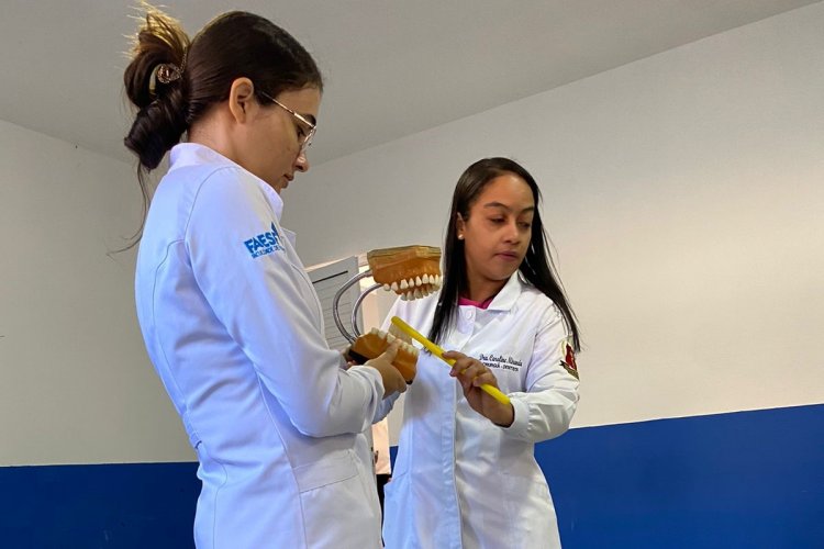 Saúde Bucal realiza ações e incentiva alunos da rede municipal de educação