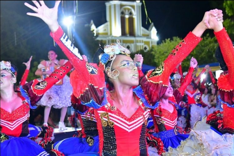 127 anos: População comparece à 1ª noite do "São João de Tradição"