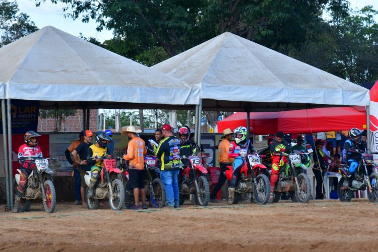 Em incentivo ao esporte, Prefeitura Municipal apoia o 2º Motocross de Aniversário de Floriano