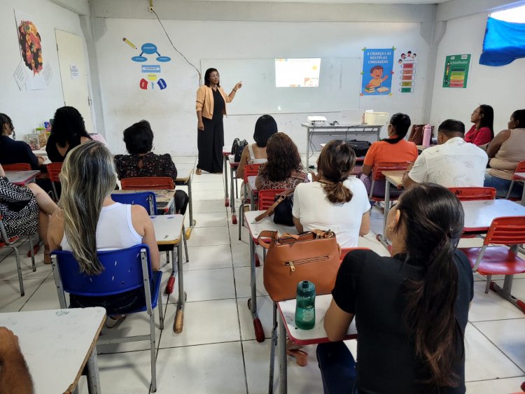 Educação de Floriano promove II Percurso Formativo do PPAIC para fortalecer a alfabetização na idade certa
