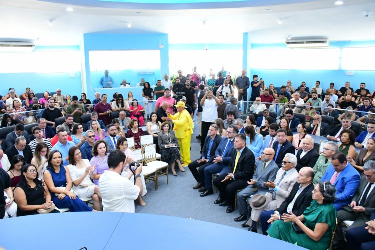 Momentos cívico, de ação de graças e de homenagens marcam o dia do aniversário de Floriano
