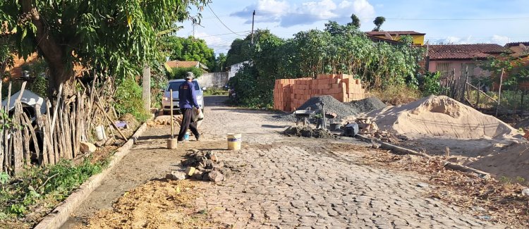 Prefeitura de Floriano contempla onze bairros com a Operação Tapa-buracos só em junho