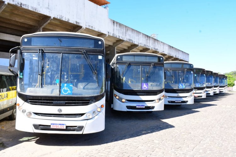 Prefeitura de Floriano inicia vistoria da nova frota de transporte escolar da rede municipal
