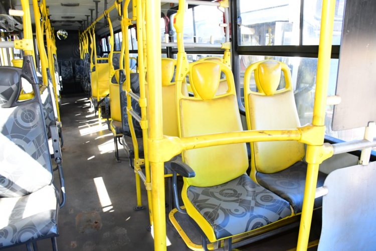Prefeitura de Floriano inicia vistoria da nova frota de transporte escolar da rede municipal