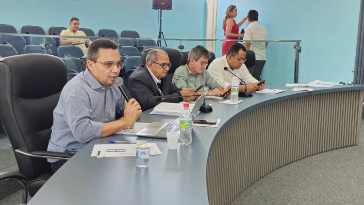 Prefeitura de Floriano apresenta prestação de contas do 2º quadrimestre de 2025 à Câmara Municipal