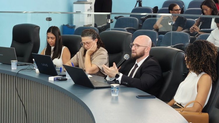 Prefeitura de Floriano apresenta prestação de contas do 2º quadrimestre de 2025 à Câmara Municipal