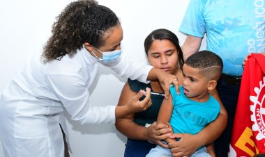 Prefeitura de Floriano realiza o Dia D de Multivacinação para crianças e adolescentes