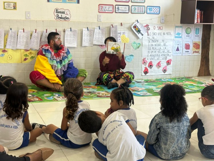 Prefeitura de Floriano realiza mais uma edição do projeto ‘Biblioteca Itinerante’