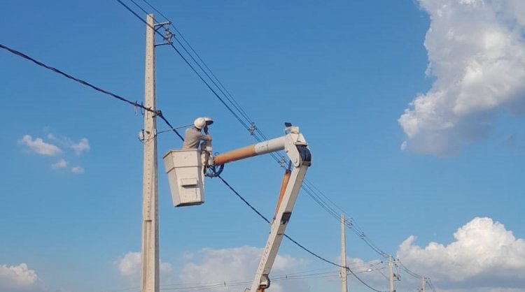 Iluminação Pública: Prefeitura de Floriano realiza mais de 400 atendimentos em setembro