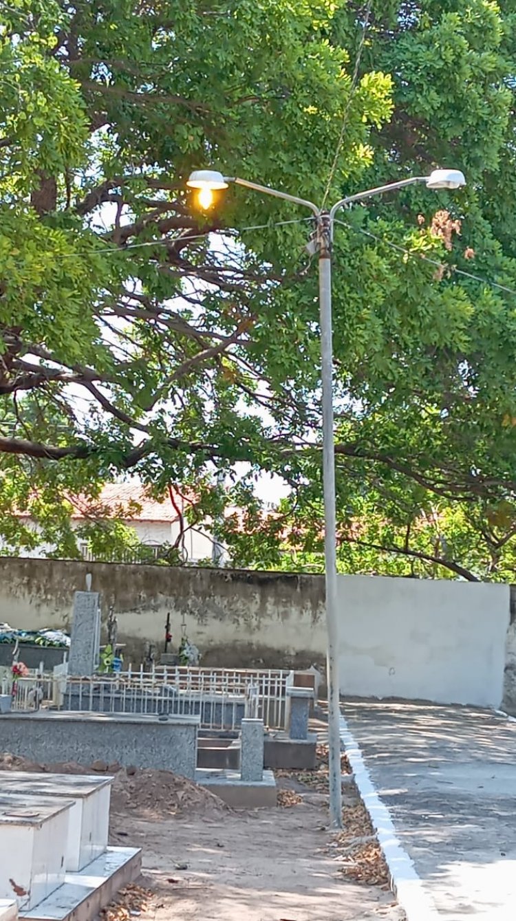 Prefeitura de Floriano realiza manutenção nos cemitérios para o Dia de Finados