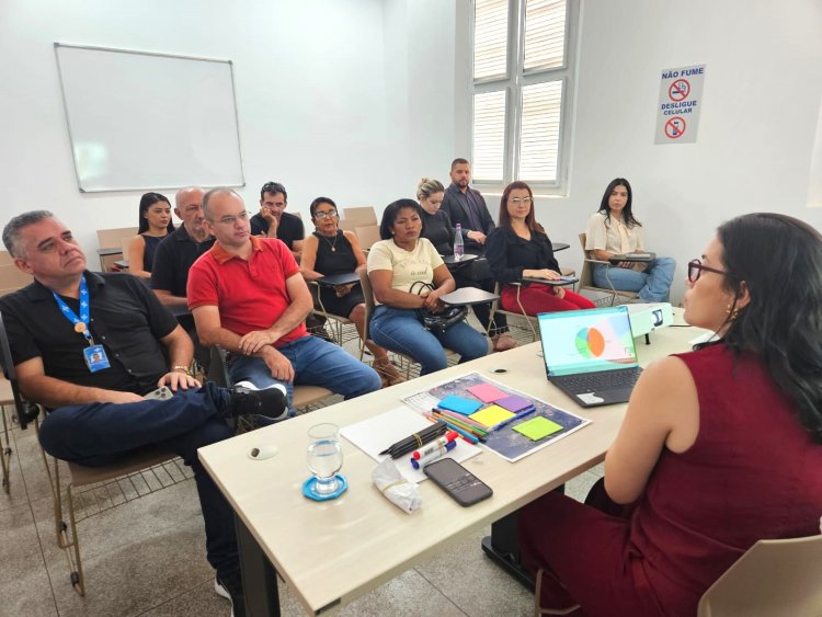 Prefeitura de Floriano promove oficina técnica para construção do Plano de Coleta Seletiva Municipal