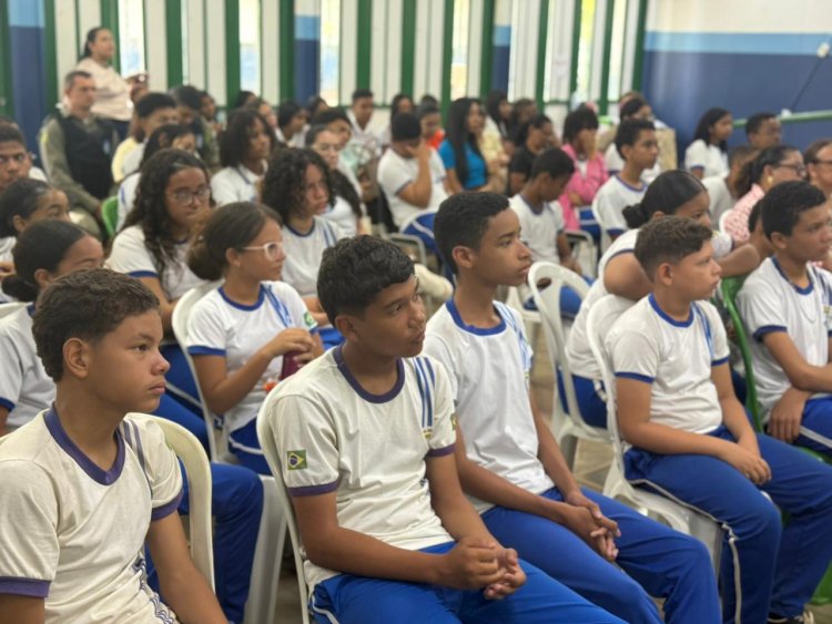 Prefeitura de Floriano apoia lançamento de projeto do TJPI em escola municipal