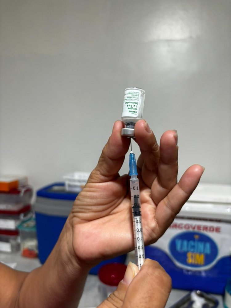 Prefeitura de Floriano dá início à Estratégia de Vacinação Contra a Dengue para crianças e adolescentes