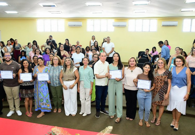 Educação de Floriano realiza solenidade de encerramento do Projeto de Fortalecimento da Aprendizagem