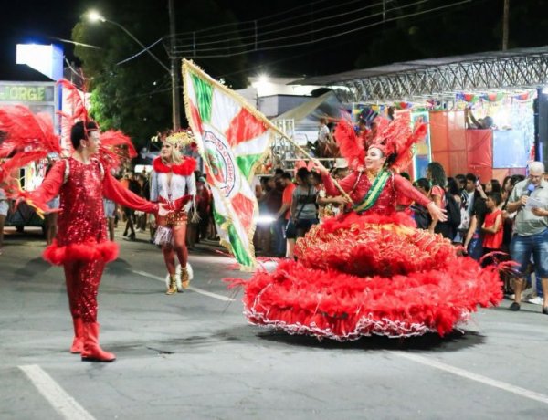 Prefeitura de Floriano realiza sorteio da ordem dos desfiles das escolas de samba