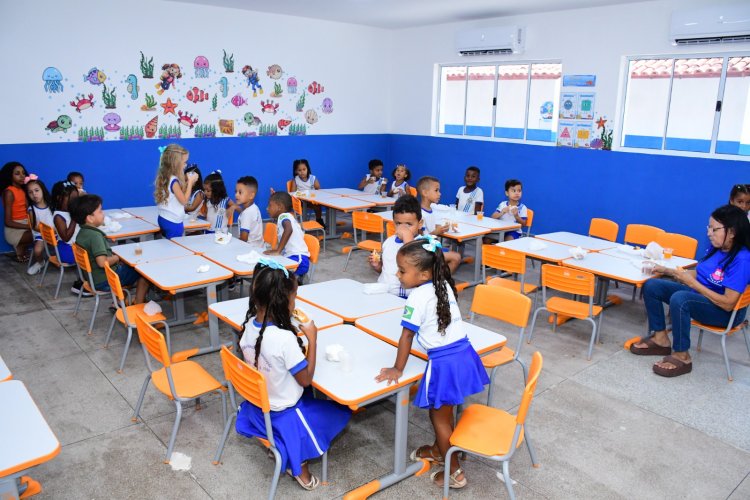 Prefeitura de Floriano entrega reforma e ampliação da Escola Municipal Iracema Miranda