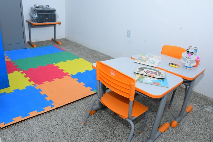 Prefeitura de Floriano entrega reforma e ampliação da Escola Municipal Iracema Miranda