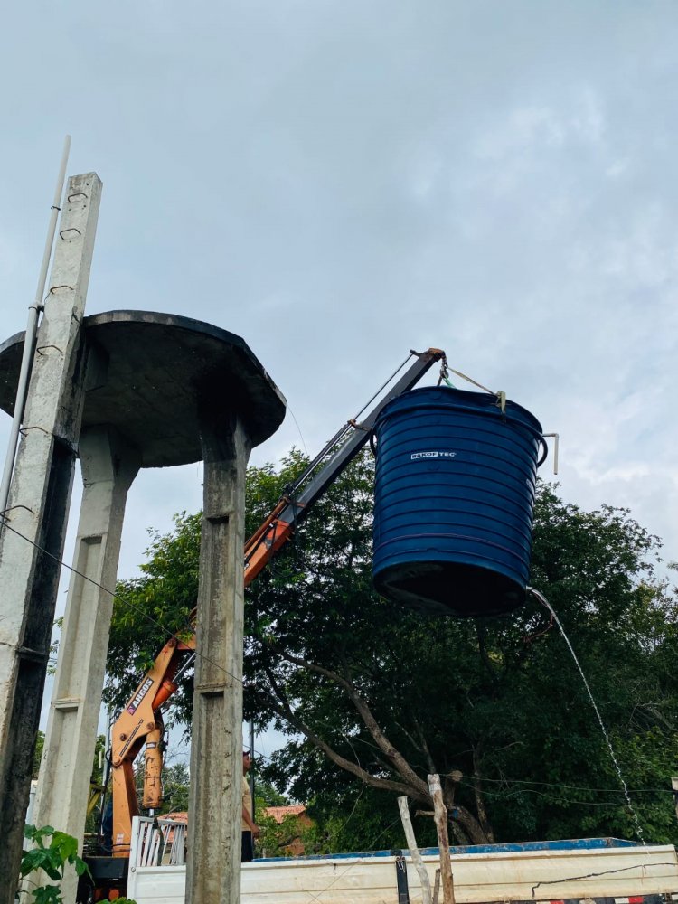 Rural e Abastecimento: Prefeitura de Floriano instala caixa d’água na localidade Morrinhos