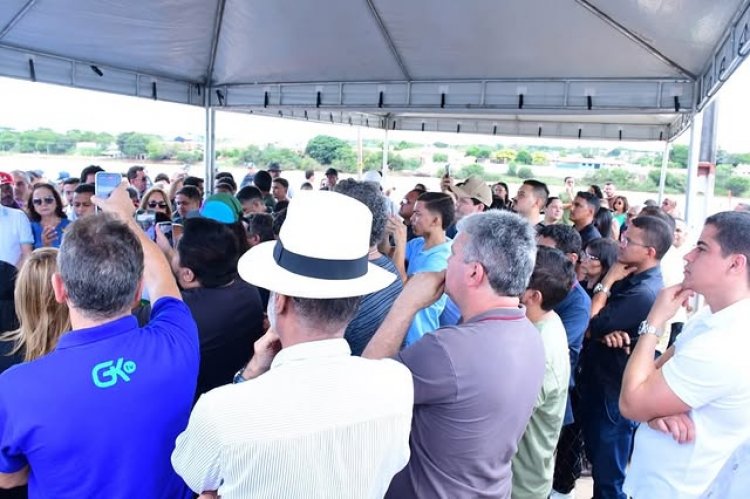 Prefeitura de Floriano acompanha agenda administrativa do governador do Estado no município