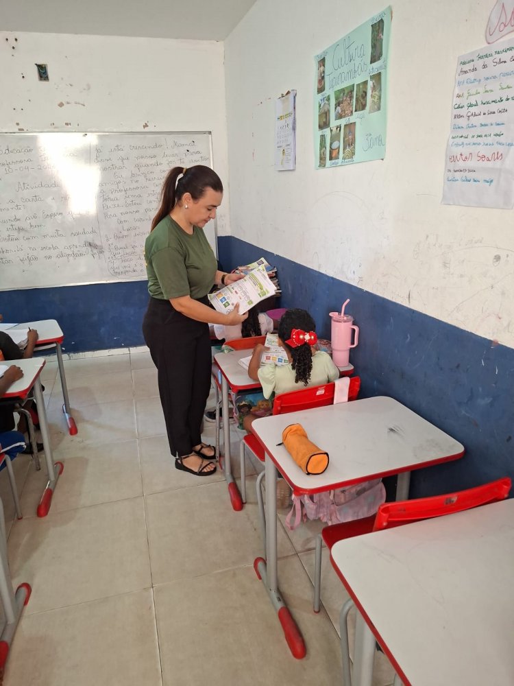 SEMAN de Floriano em parceria com a SEMARH realiza palestras em alusão ao Abril Laranja 