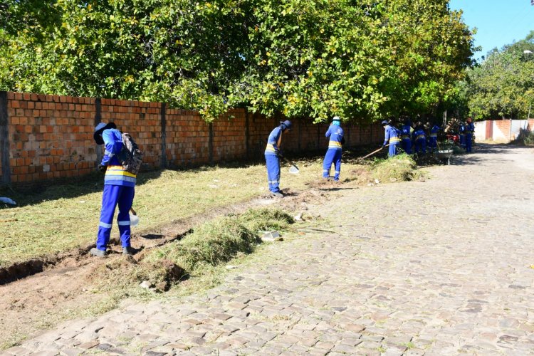 Programa Nosso Bairro é Limpeza beneficia seis bairros de Floriano em apenas 45 dias